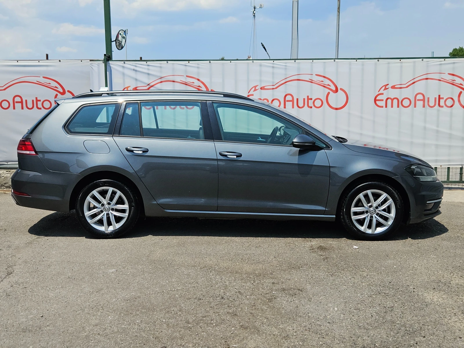 VW Golf 1.6TDI/Variant/116k.c/LED/ACC/NAVI/БЛУТУТ/EURO 6B/ - изображение 2