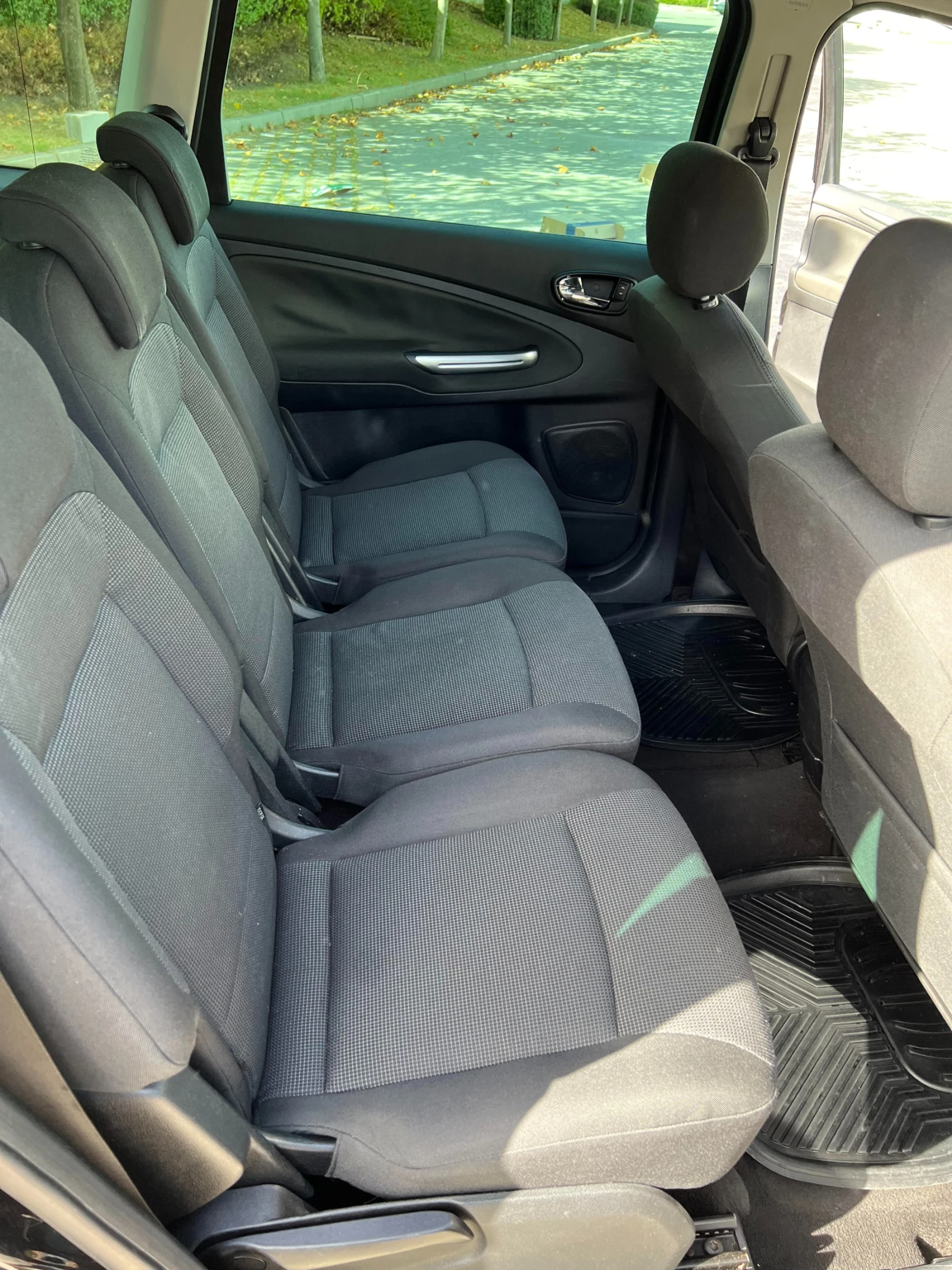 Ford S-Max  - изображение 9