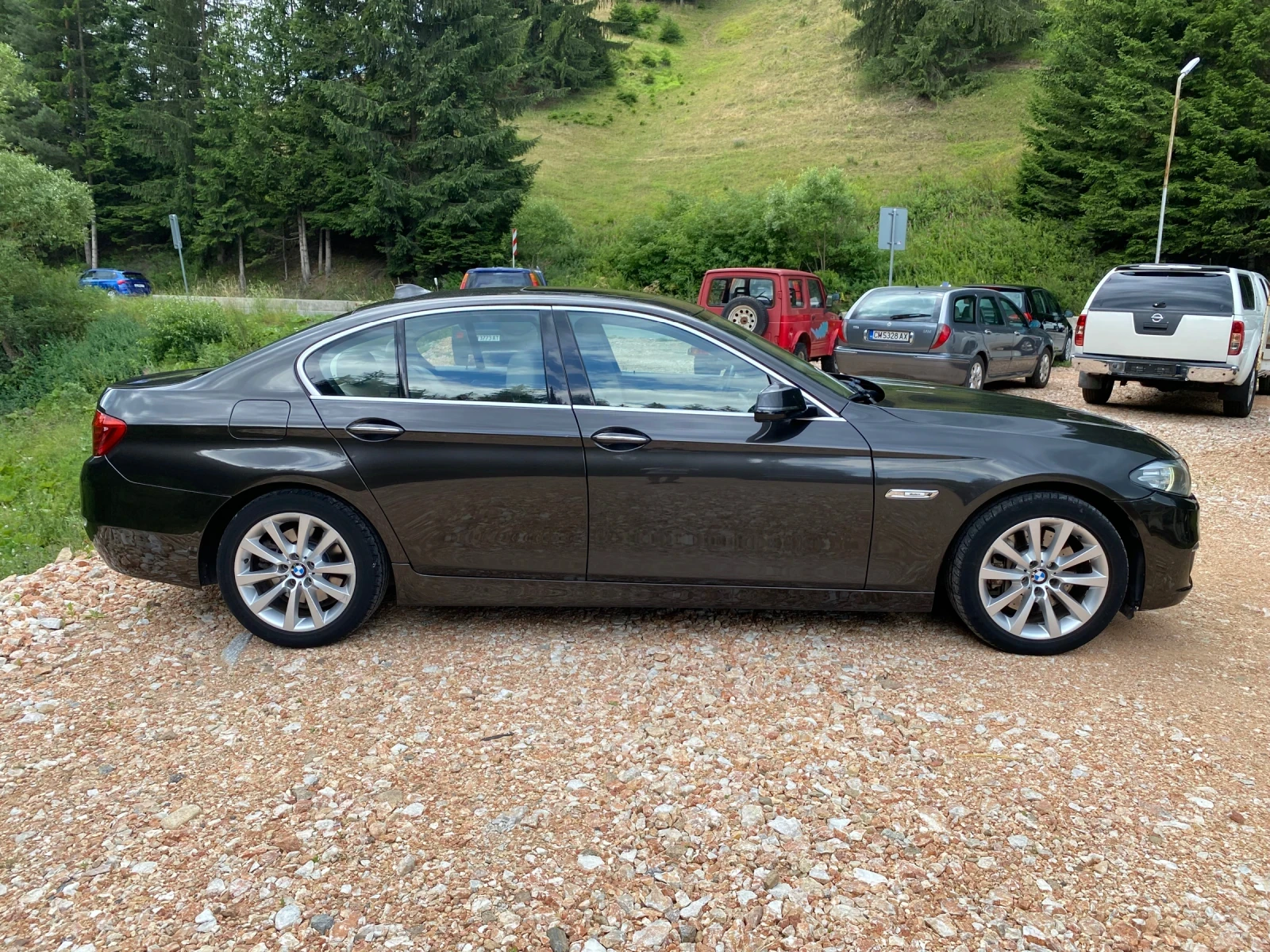 BMW 525 Modern* ОБСЛУЖЕНА* ВСИЧКО ПЛАТЕНО* ГОТОВА ЗА КАРАН - изображение 6