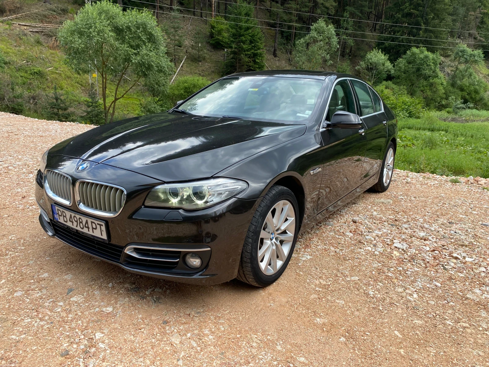 BMW 525 Modern* ОБСЛУЖЕНА* ВСИЧКО ПЛАТЕНО* ГОТОВА ЗА КАРАН - изображение 2