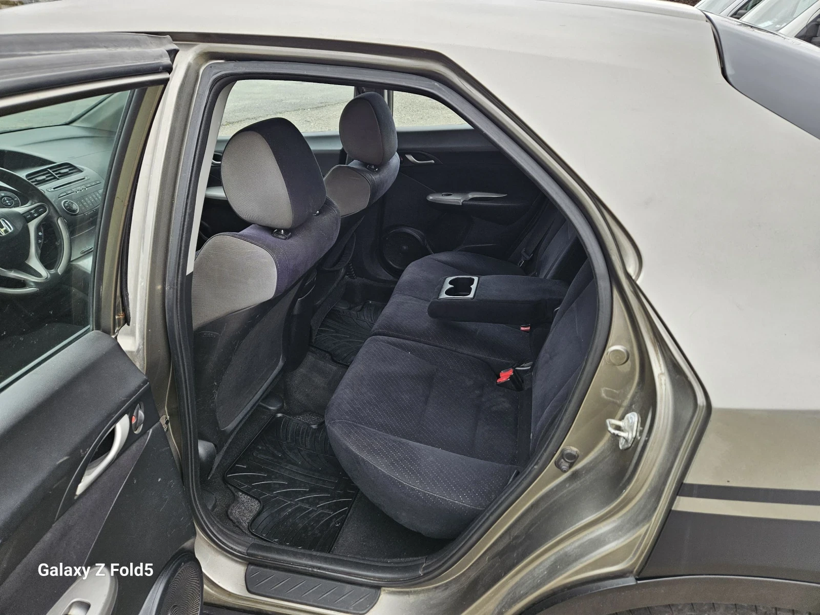 Honda Civic | Mobile.bg � ����������� 10