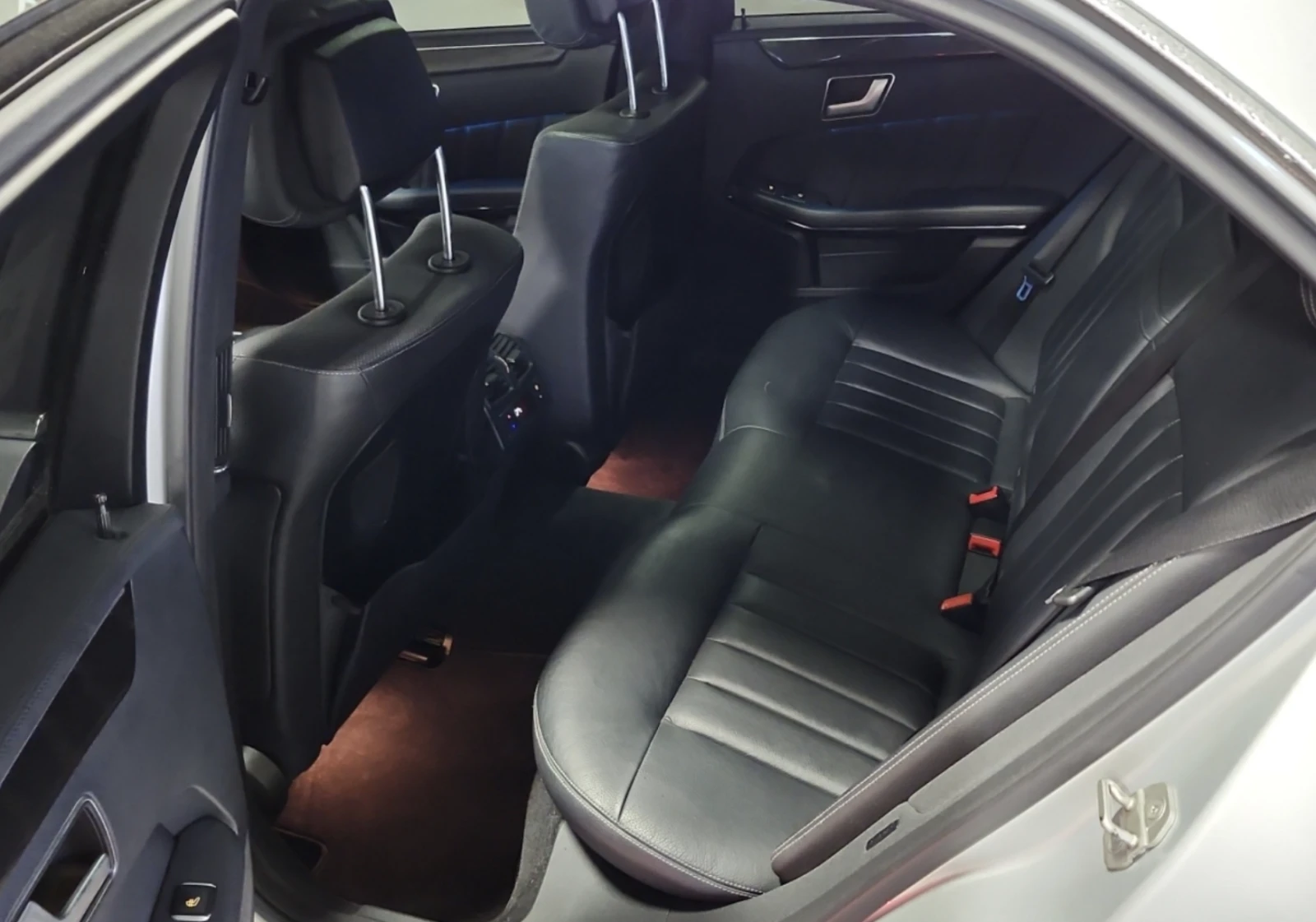 Mercedes-Benz E 500  КОжа* Подгрев* Обдухване* CARFAX, снимка 11 - Автомобили и джипове - 54001668