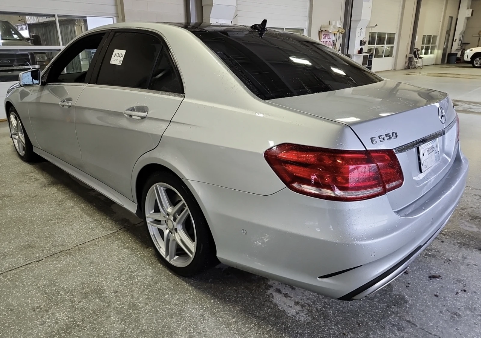 Mercedes-Benz E 500  КОжа* Подгрев* Обдухване* CARFAX, снимка 4 - Автомобили и джипове - 54001668