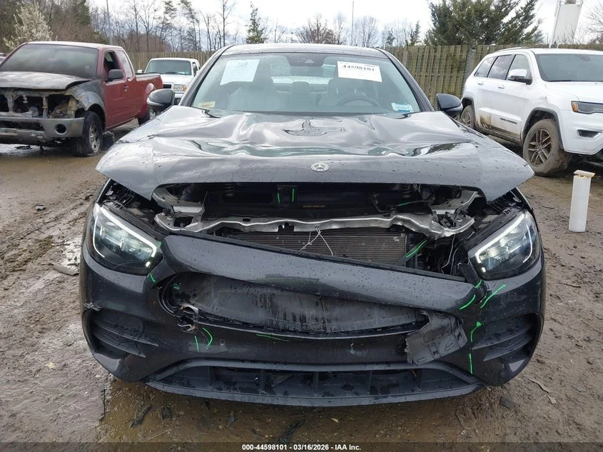 Mercedes-Benz E 350 4MATIC С РЕГИСТРАЦИЯ & АВТО КРЕДИТ , снимка 2 - Автомобили и джипове - 54032646