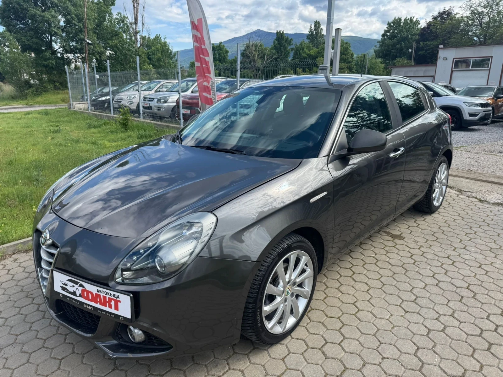 Alfa Romeo Giulietta 1.4i/ГАЗ, снимка 2 - Автомобили и джипове - 54661180