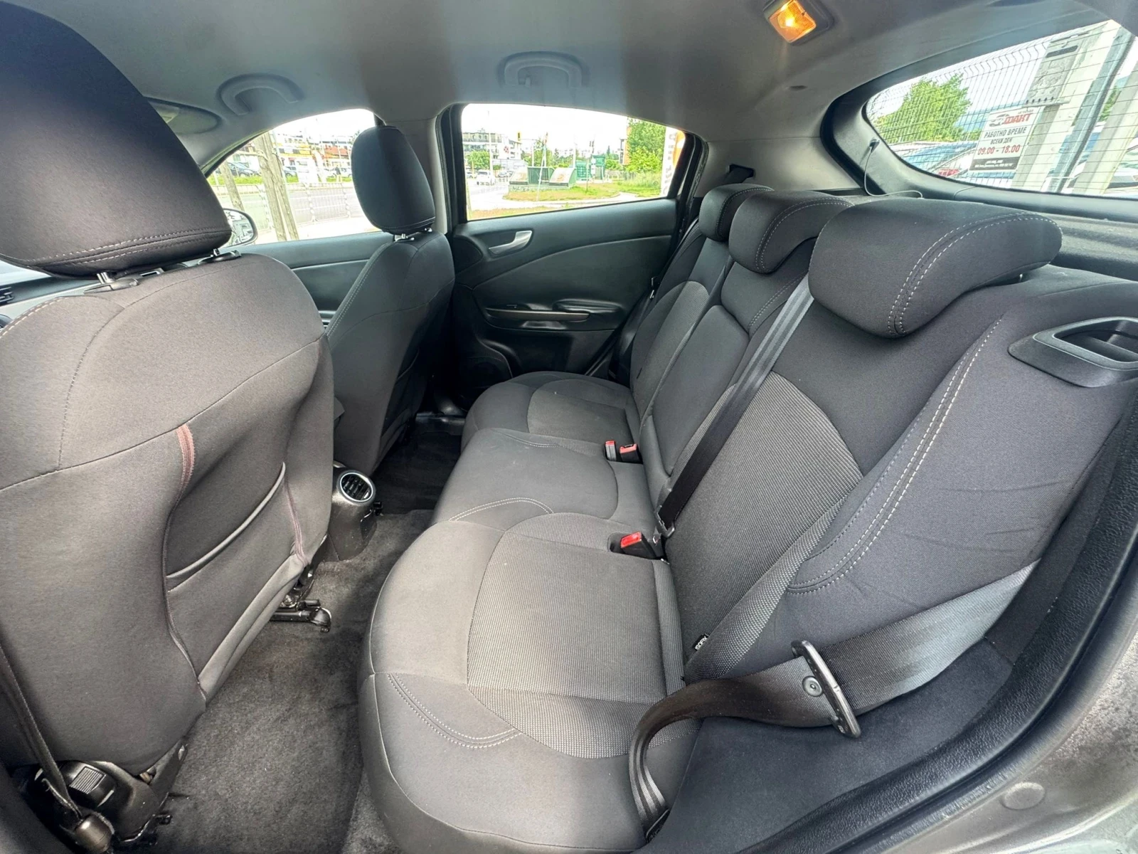 Alfa Romeo Giulietta 1.4i/ГАЗ, снимка 14 - Автомобили и джипове - 54661180