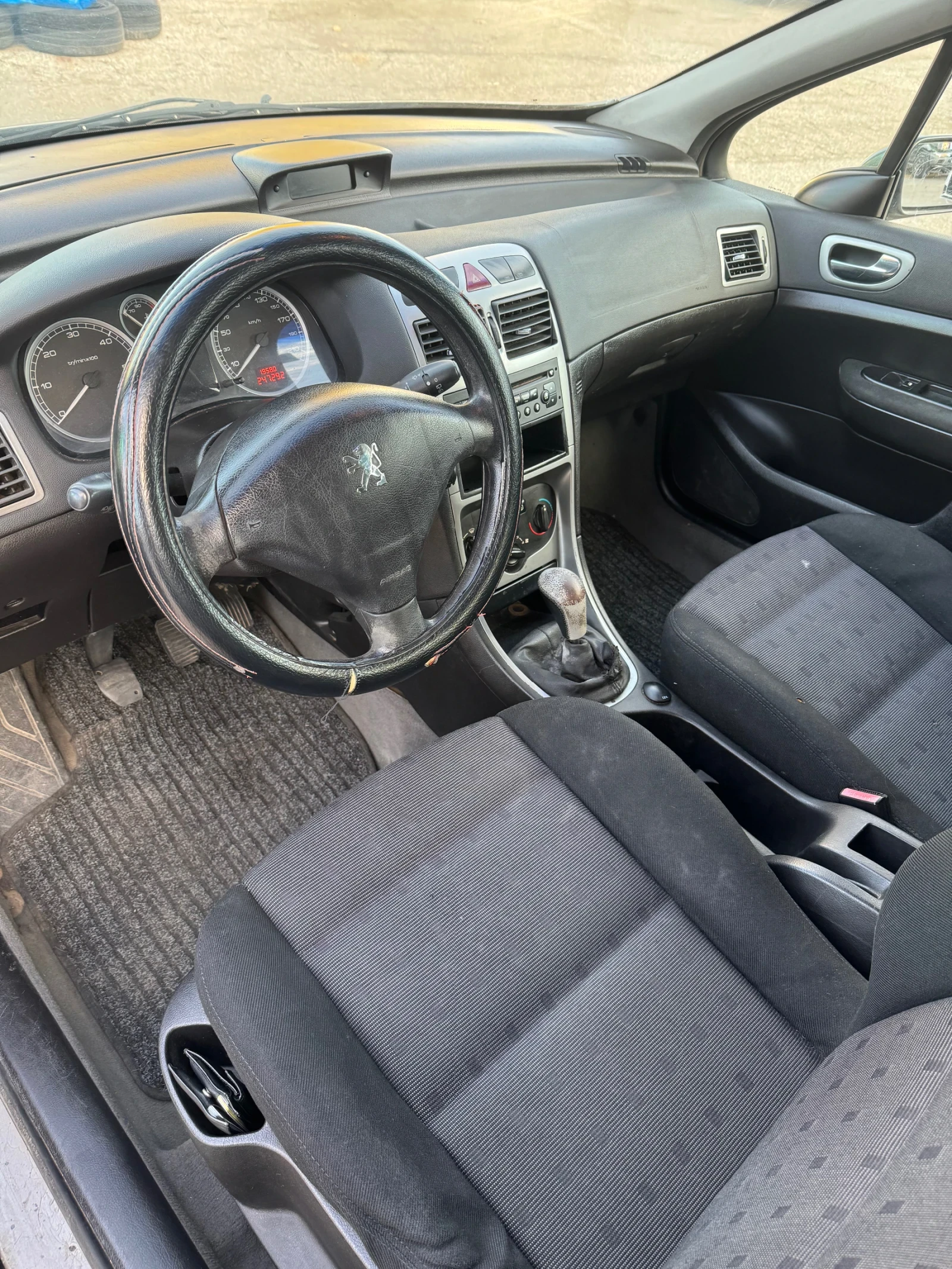 Peugeot 307, снимка 12 - Автомобили и джипове - 54726572