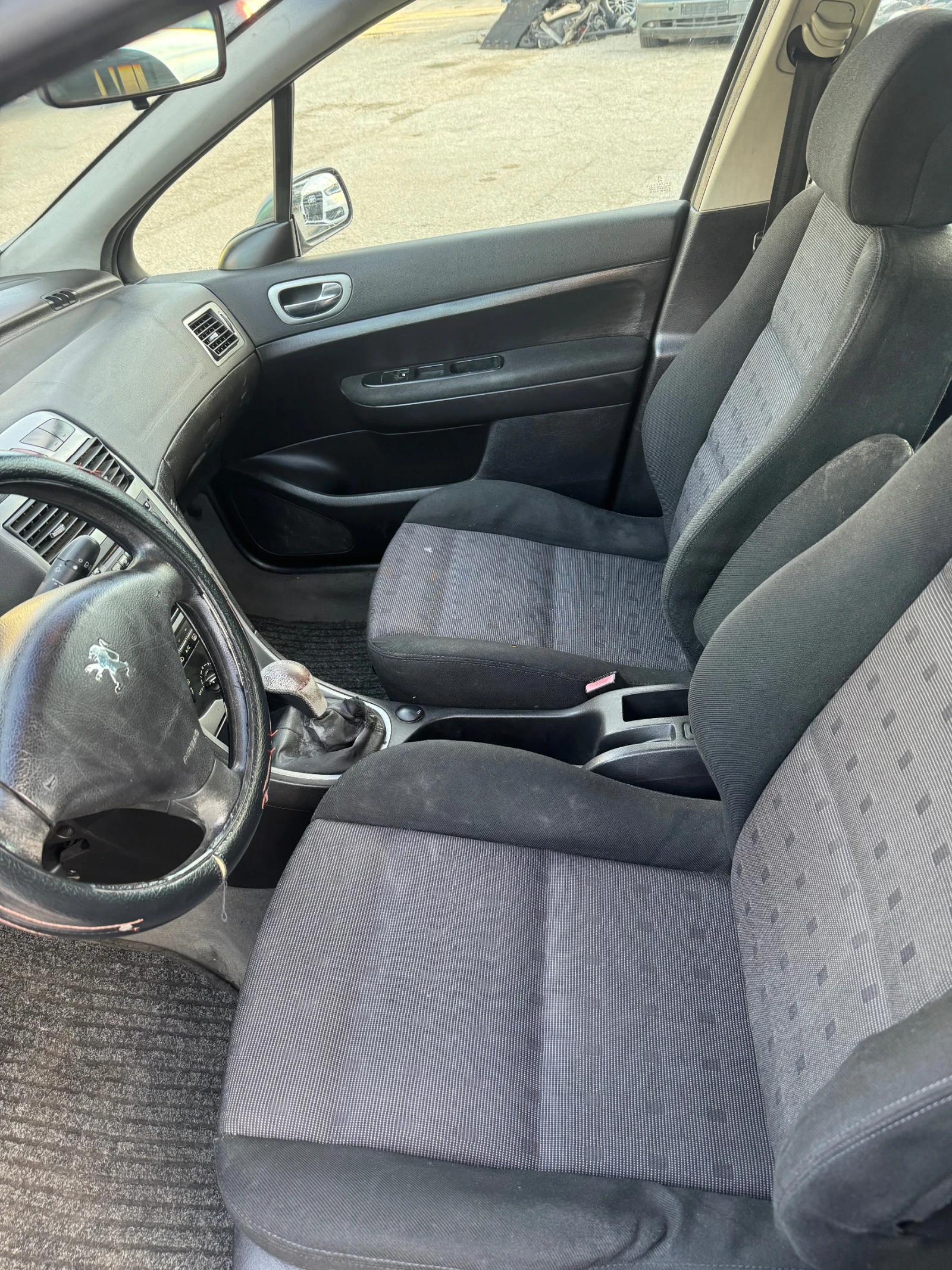 Peugeot 307, снимка 11 - Автомобили и джипове - 54726572