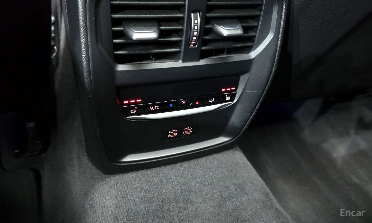 BMW 340 M* PERFORMANCE* HARMON* KARDON* ХЕДЪП* LANE* ASSIS, снимка 15 - Автомобили и джипове - 54735290