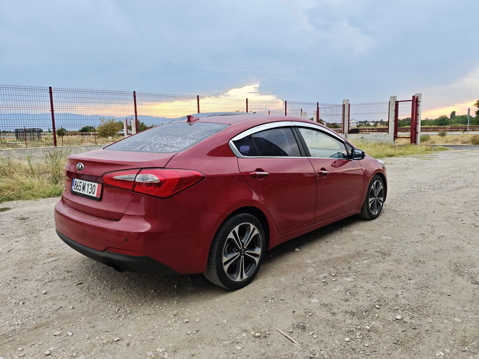 Kia K3 1.6 Model 2015, снимка 2 - Автомобили и джипове - 55023479