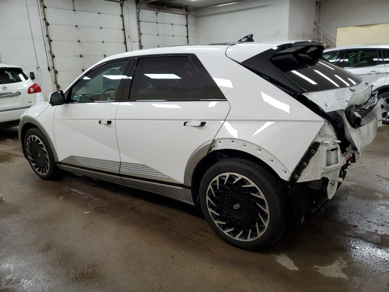Hyundai Ioniq 5 LIMITED* LONG RANGE* 4X4* HEAD-UP* DISTRONIC* CAM | Mobile.bg � ����������� 4