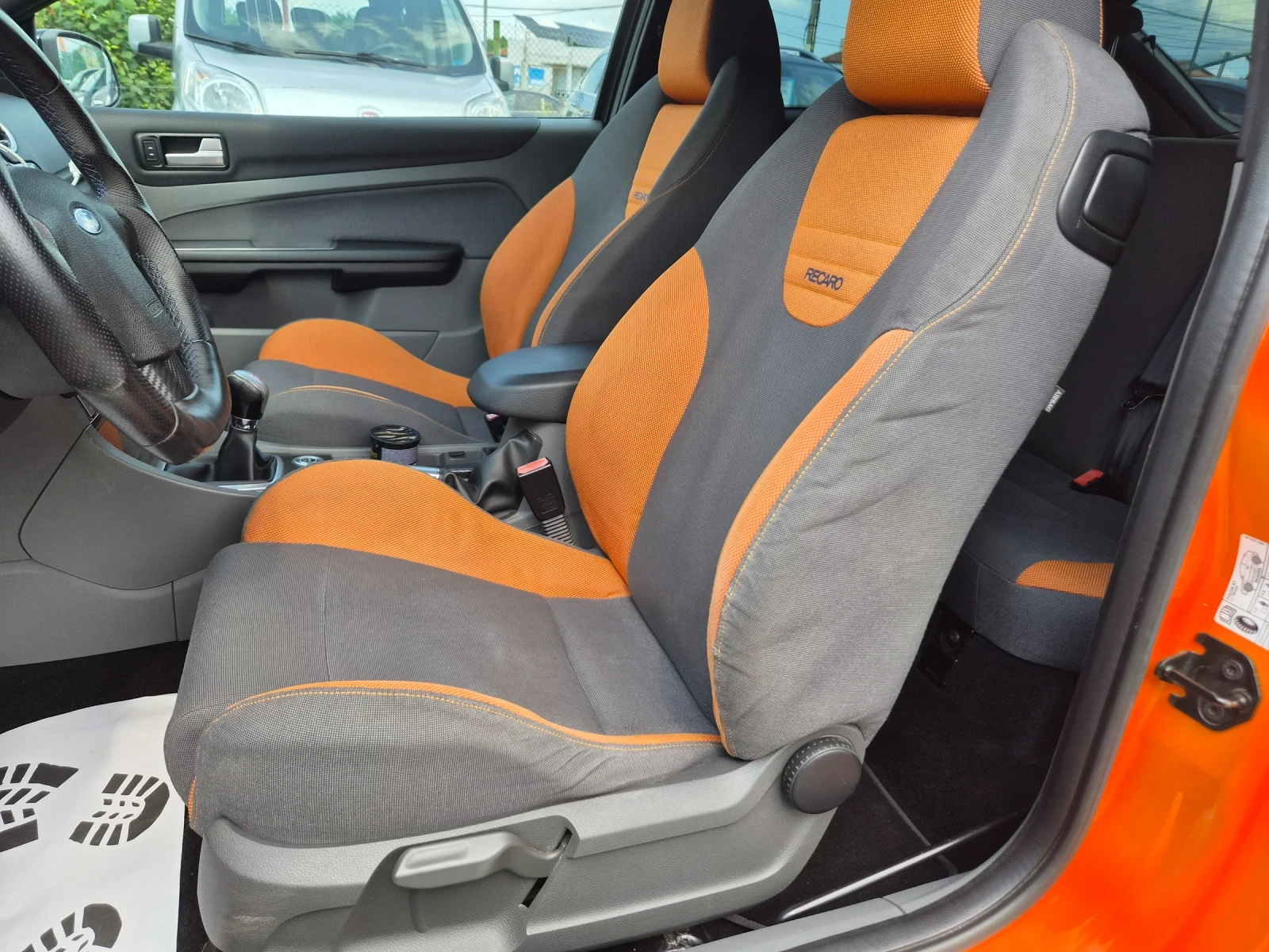 Ford Focus ST 2.5i 225k.s.150000km, снимка 8 - Автомобили и джипове - 55401247