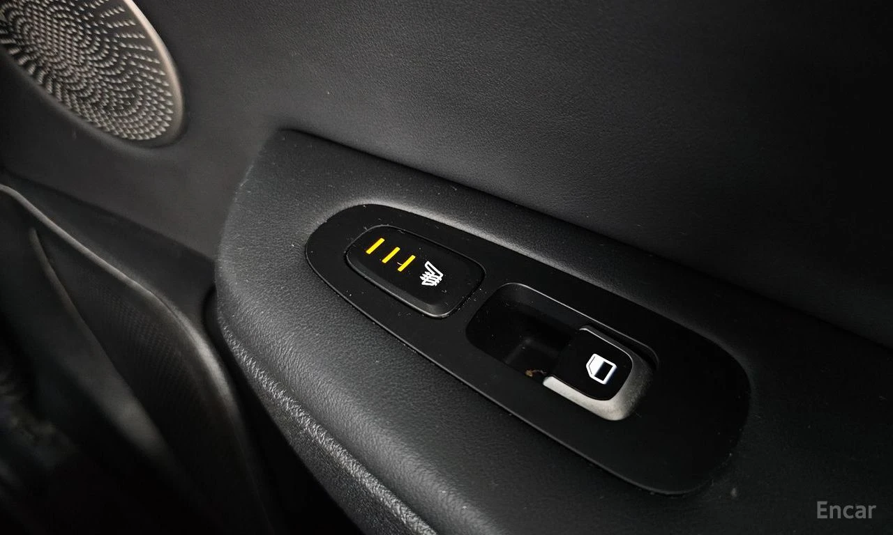 Kia Stinger 3.3* TURBO* ПОДГРЕВ* ОБДУХВАНЕ* ХЕДЪП* LANE* ASSIS, снимка 6 - Автомобили и джипове - 55421155