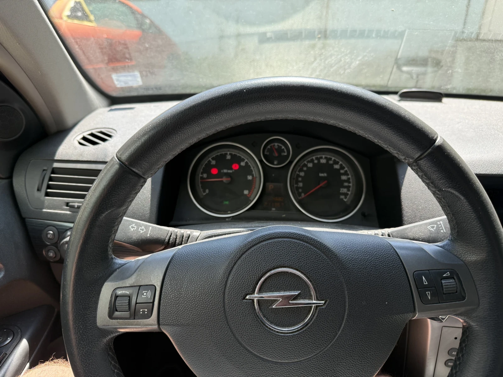 Opel Astra, снимка 8 - Автомобили и джипове - 55421361