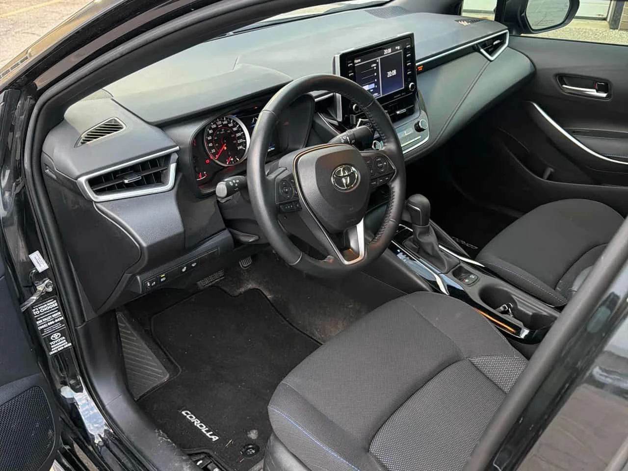 Toyota Corolla * SE CVT * АВТОКРЕДИТ БЕЗ ПЪРВОНАЧАЛНА ВНОСКА* , снимка 5 - Автомобили и джипове - 55681117