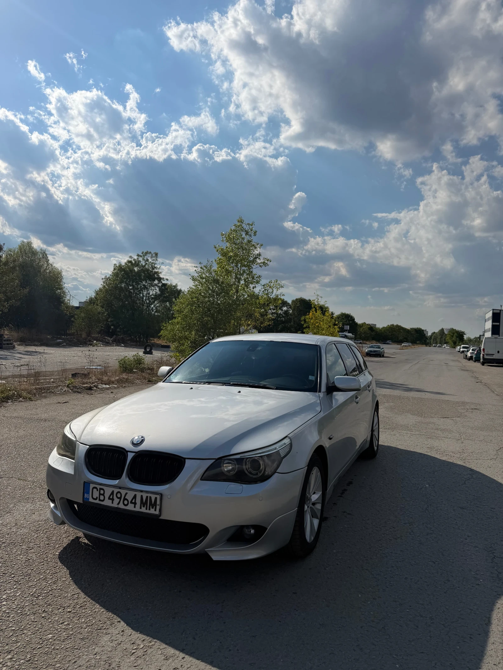 BMW 530