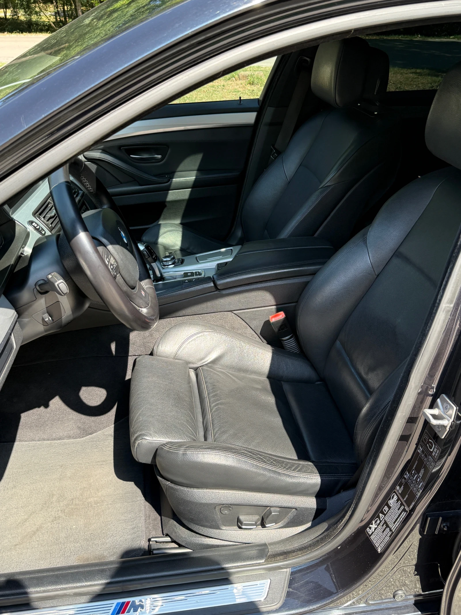 BMW 530 Х Drive, снимка 8 - Автомобили и джипове - 55935613