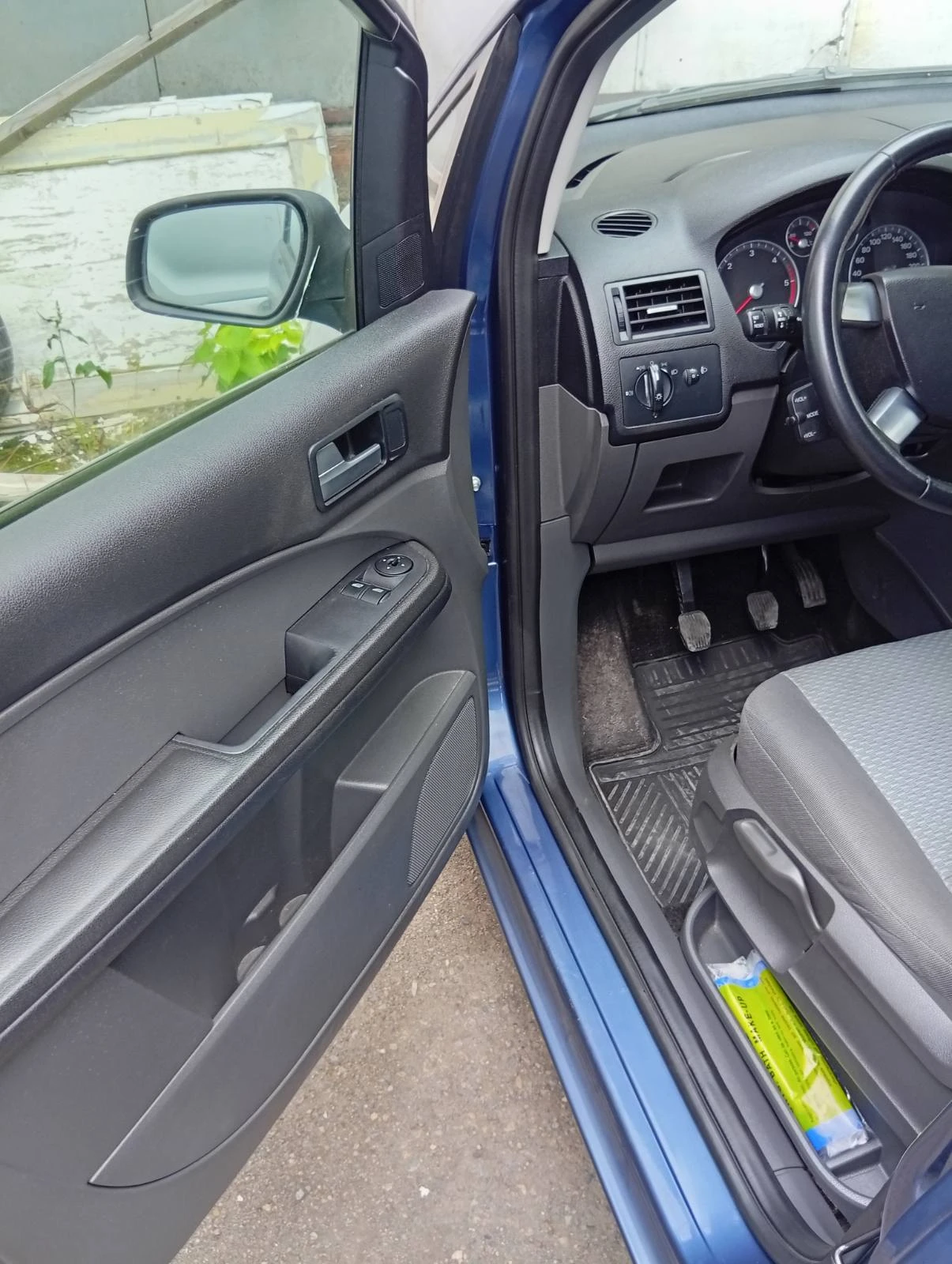 Ford C-max, снимка 4 - Автомобили и джипове - 56683559