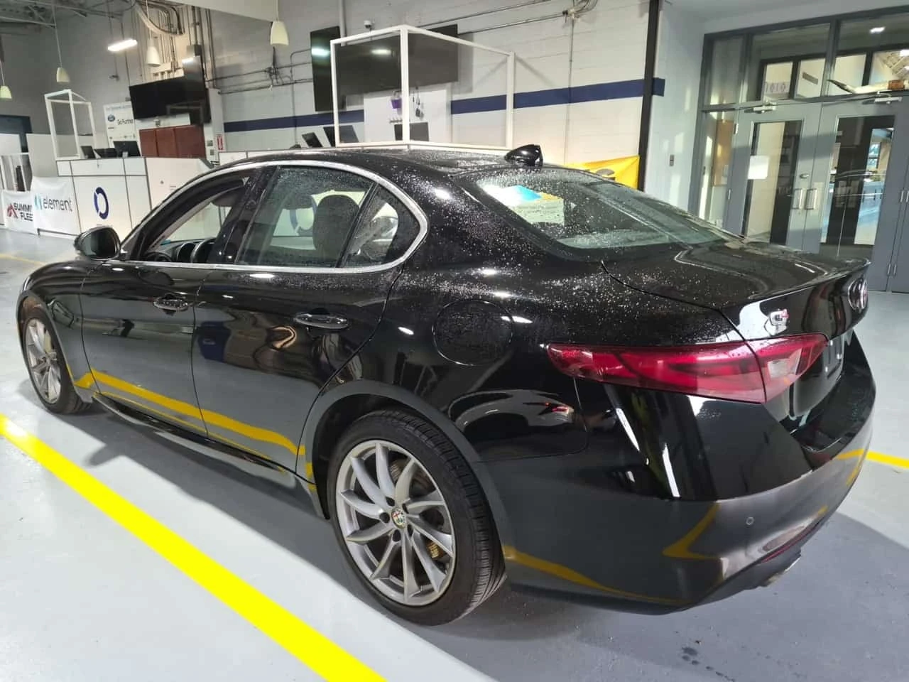 Alfa Romeo Giulia * 4DR SDN AWD * CARFAX * , снимка 4 - Автомобили и джипове - 56702465