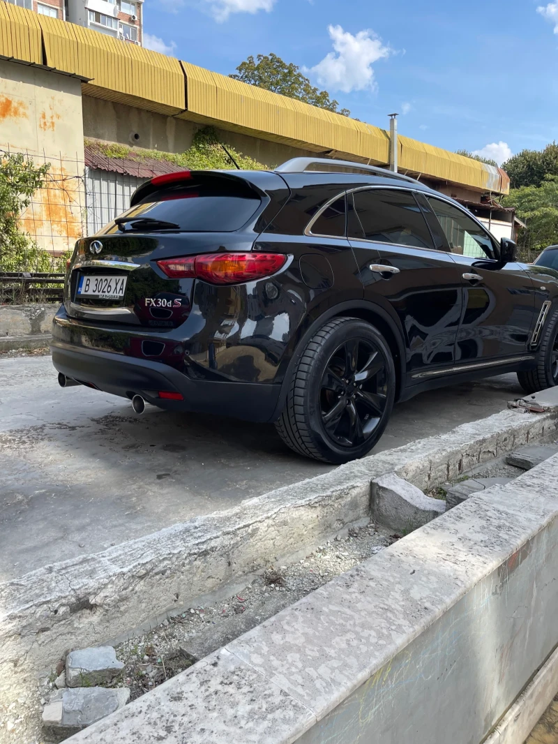 Infiniti Fx 30 S Black , снимка 6 - Автомобили и джипове - 47538077