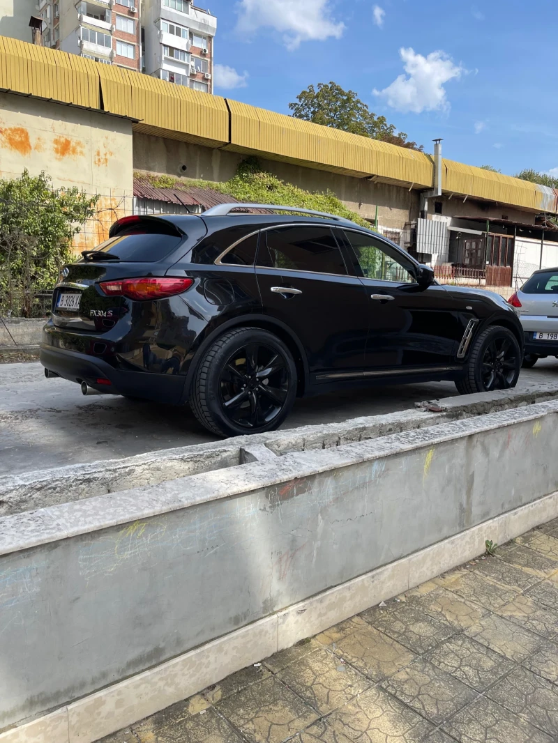 Infiniti Fx 30 S Black , снимка 1 - Автомобили и джипове - 47538077