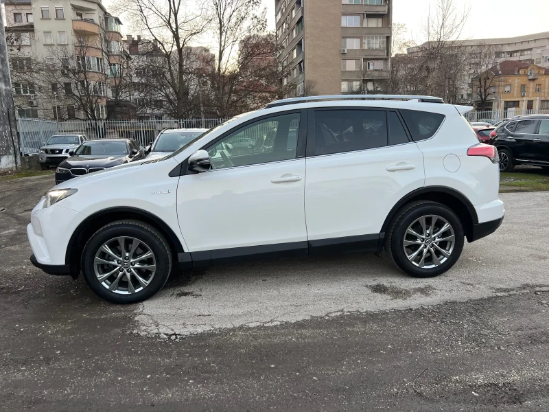 Toyota Rav4 2.5I HYBRID 4x4 Швейцария , снимка 8 - Автомобили и джипове - 49200111