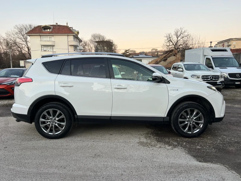 Toyota Rav4 2.5I HYBRID 4x4 Швейцария , снимка 4 - Автомобили и джипове - 49200111