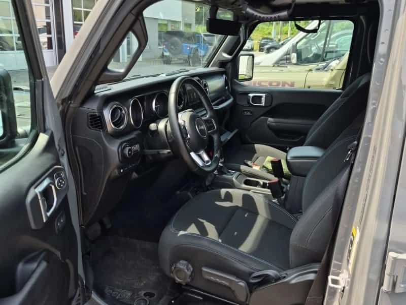 Jeep Wrangler * Unlimited Rubicon 4D Utility 4WD * CARFAX * , снимка 10 - Автомобили и джипове - 55510281
