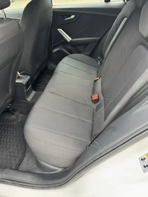 Audi Q2 1.4 TFSI, снимка 12 - Автомобили и джипове - 56221135