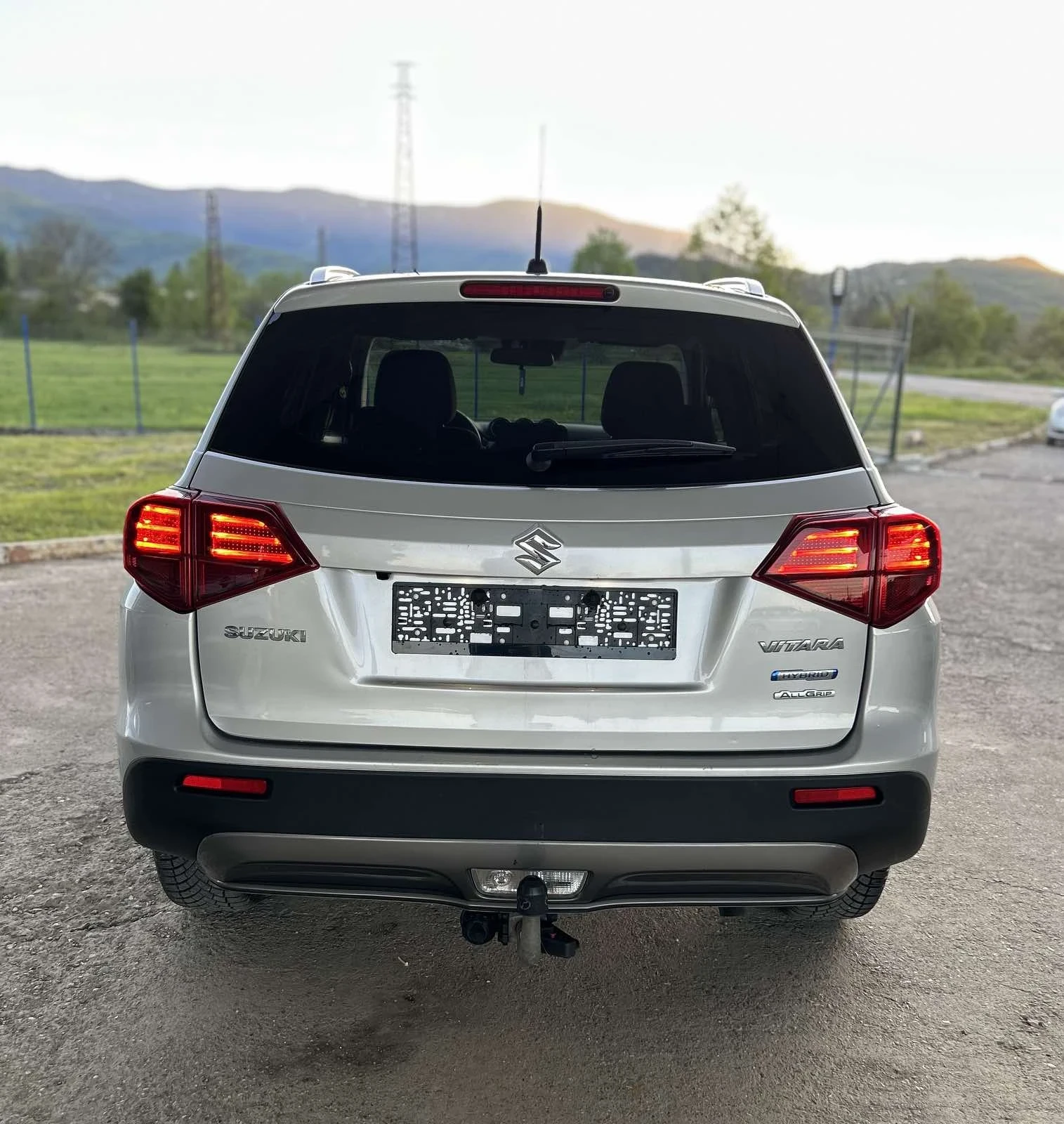 Suzuki Vitara HYBRID, 4X4, 2020 - изображение 5