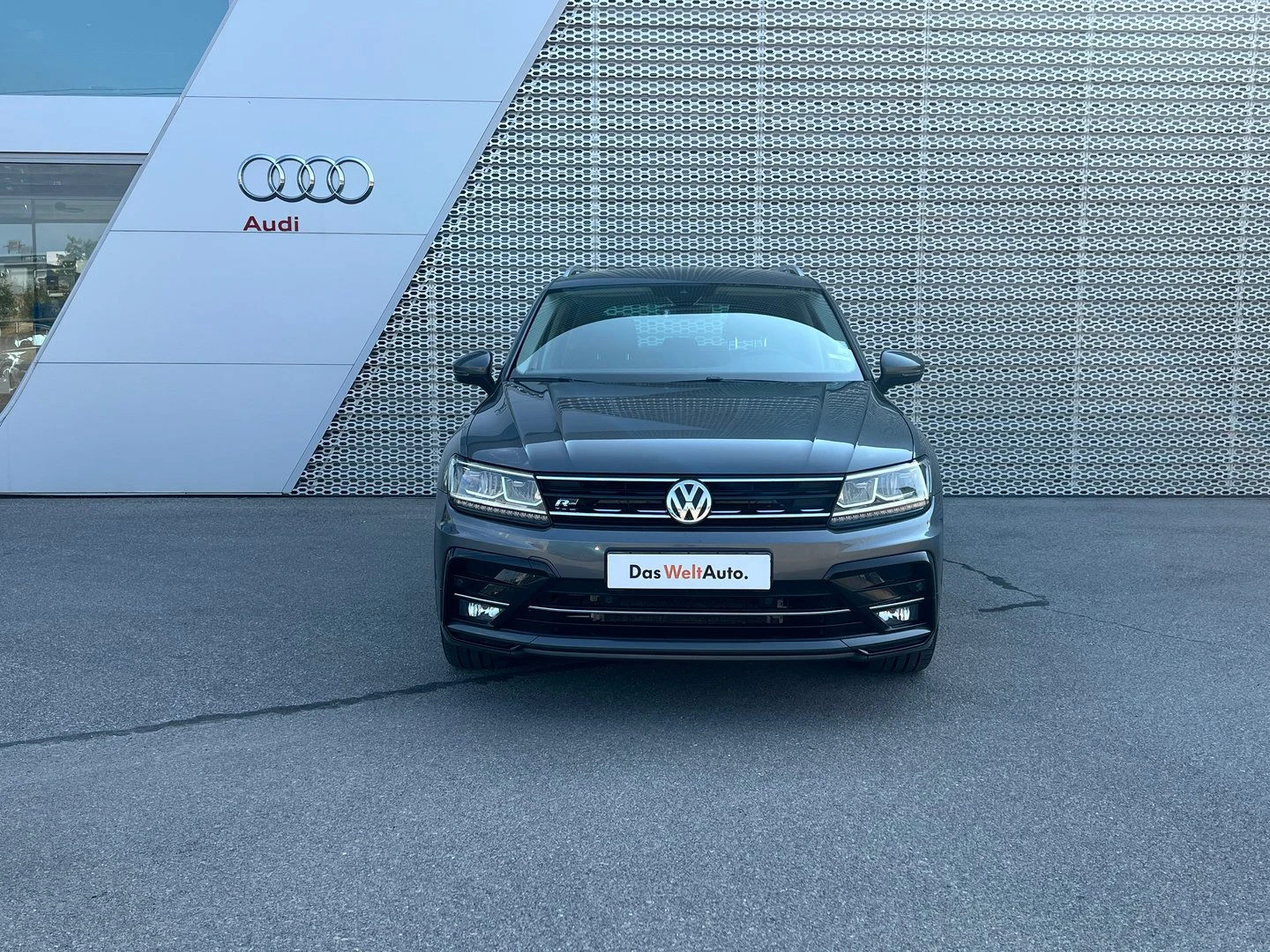 VW Tiguan Highline 2.0TDI 4MOTION BMT - изображение 2