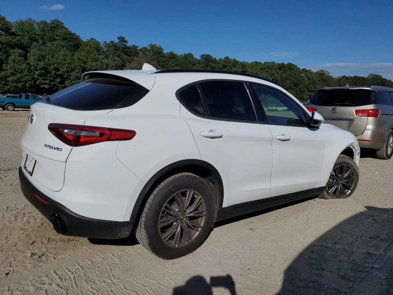 Alfa Romeo Stelvio 2022 ALFA ROMEO STELVIO - изображение 6