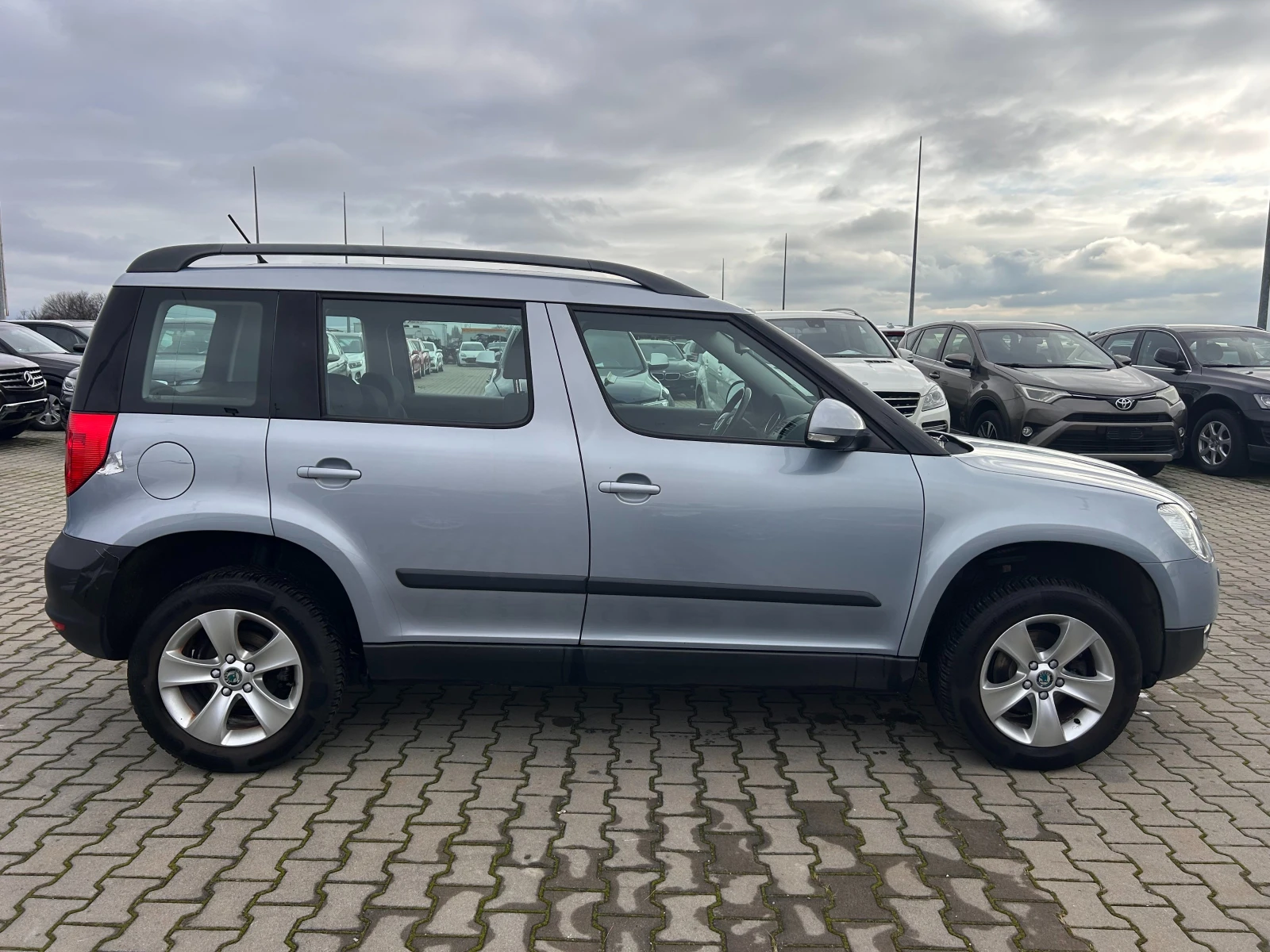 Skoda Yeti 1.2TSI PANORAM EURO 5 - изображение 5