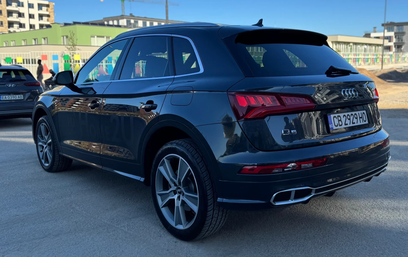 Audi Q5 Plug-in-hybrid - изображение 3