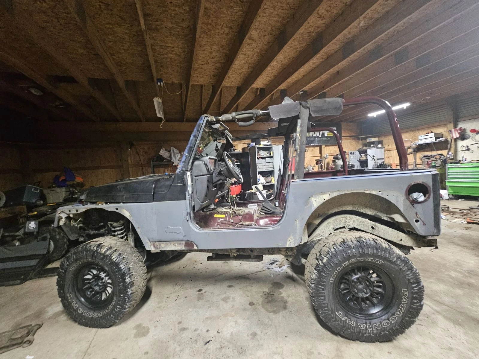 Jeep Wrangler, снимка 17 - Автомобили и джипове - 53735034