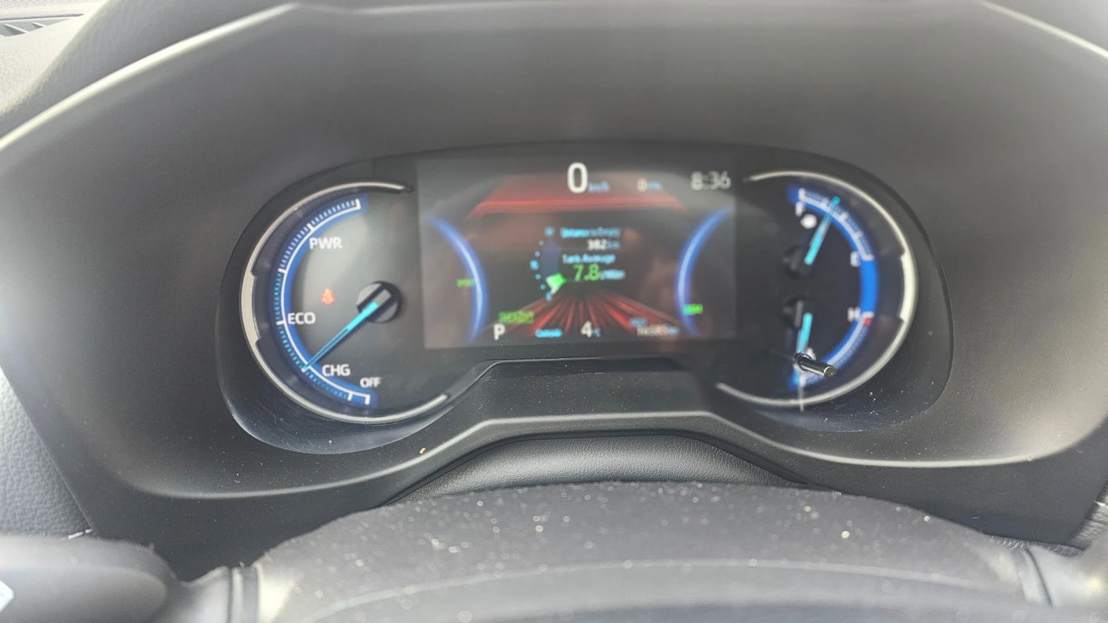 Toyota Rav4 XLE Premium Hybrid, снимка 12 - Автомобили и джипове - 53745601