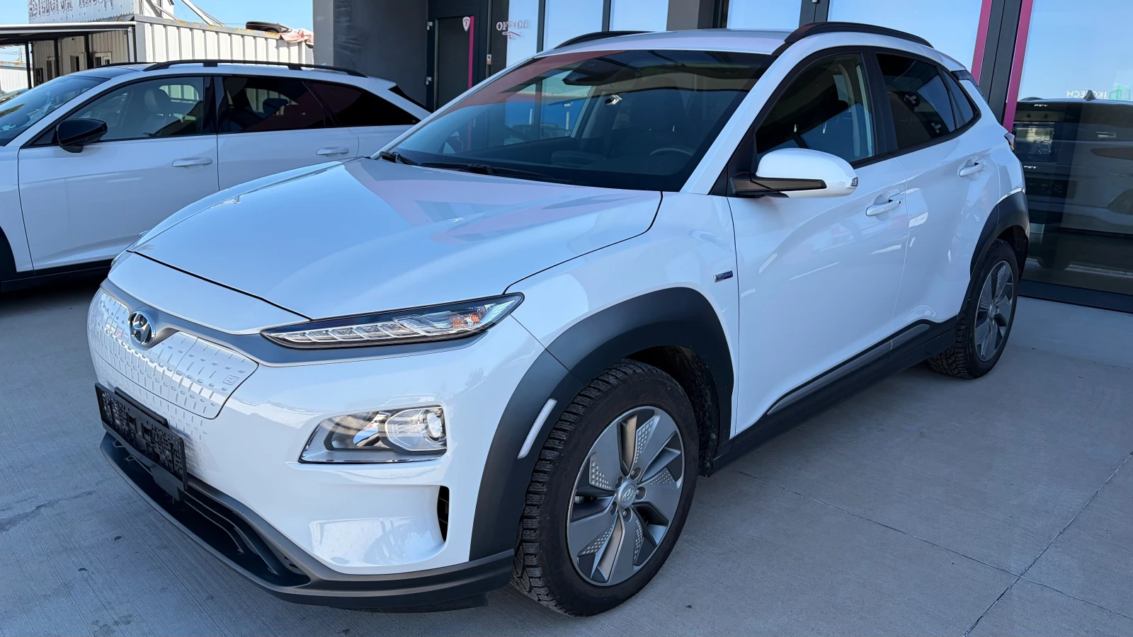 Hyundai Kona 42kWh , снимка 2 - Автомобили и джипове - 54408145