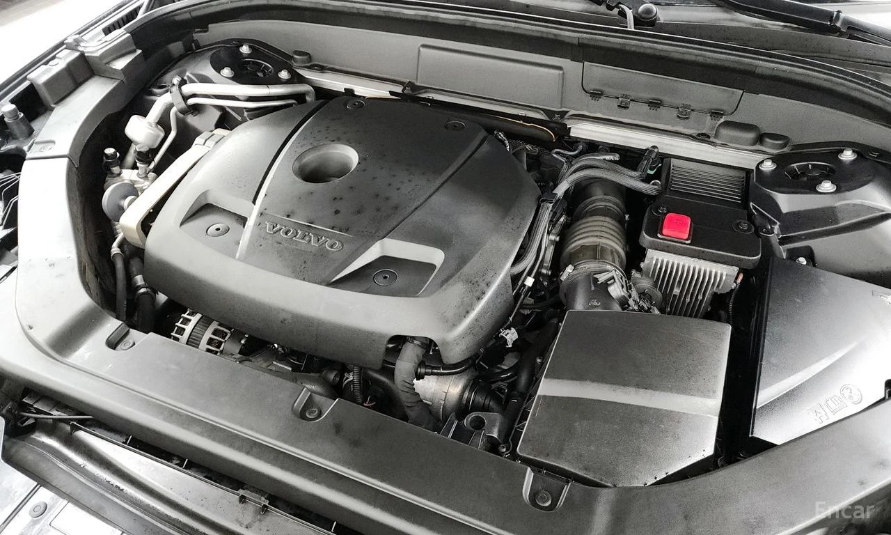 Volvo XC60 T6 INSCRIPTION/360 VIEW/LANE ASSIST/KEYLESS, снимка 13 - Автомобили и джипове - 54644453