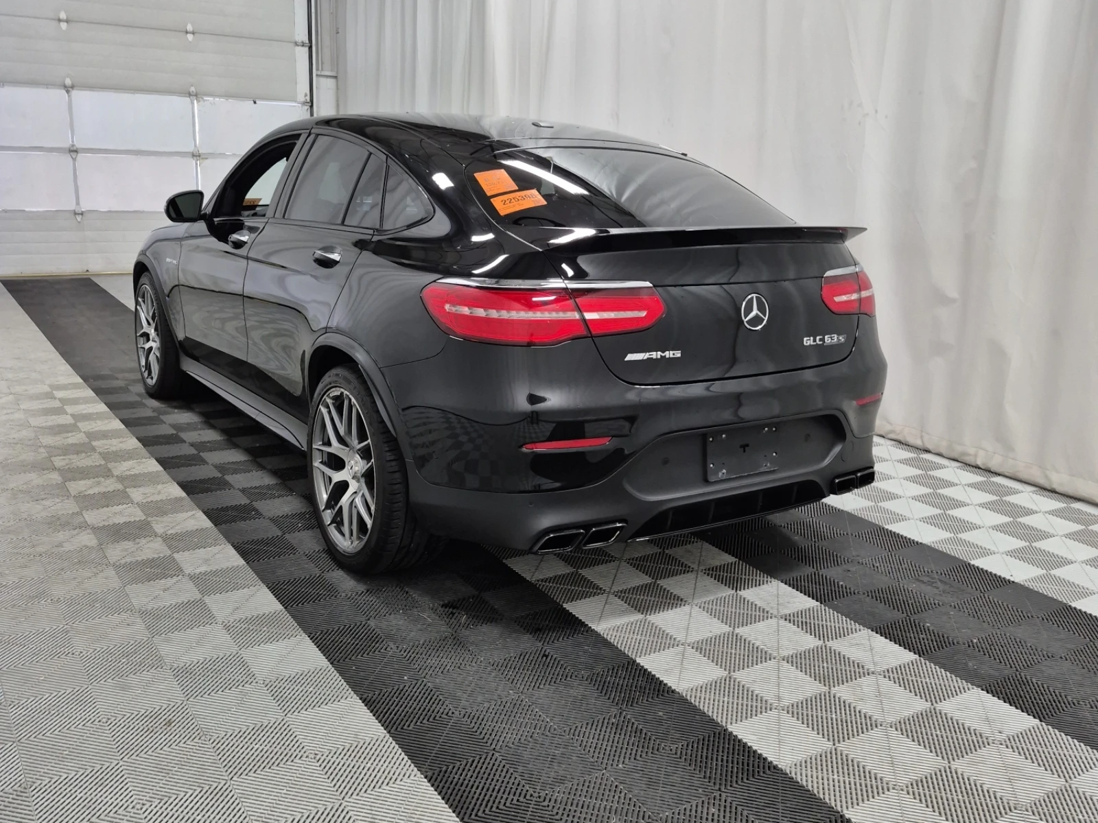 Mercedes-Benz GLC 63 AMG  S, снимка 6 - Автомобили и джипове - 54906278