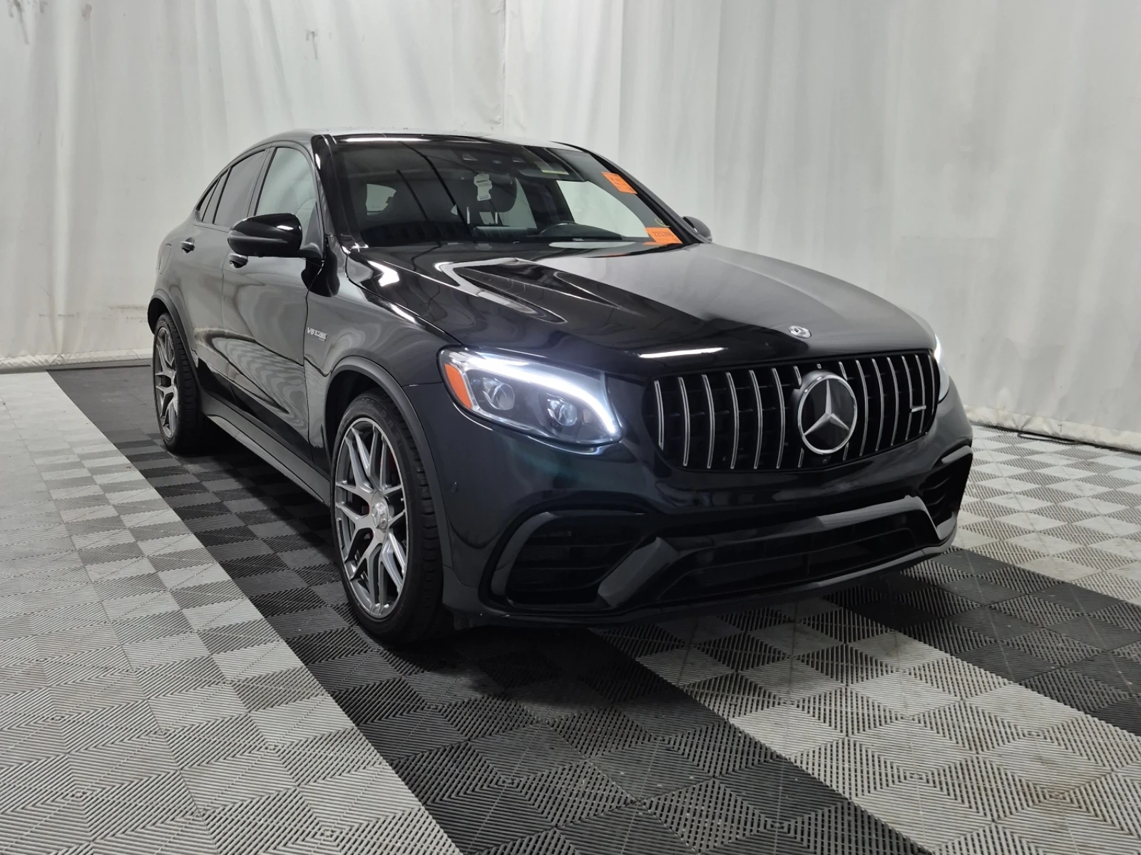 Mercedes-Benz GLC 63 AMG  S, снимка 2 - Автомобили и джипове - 54906278