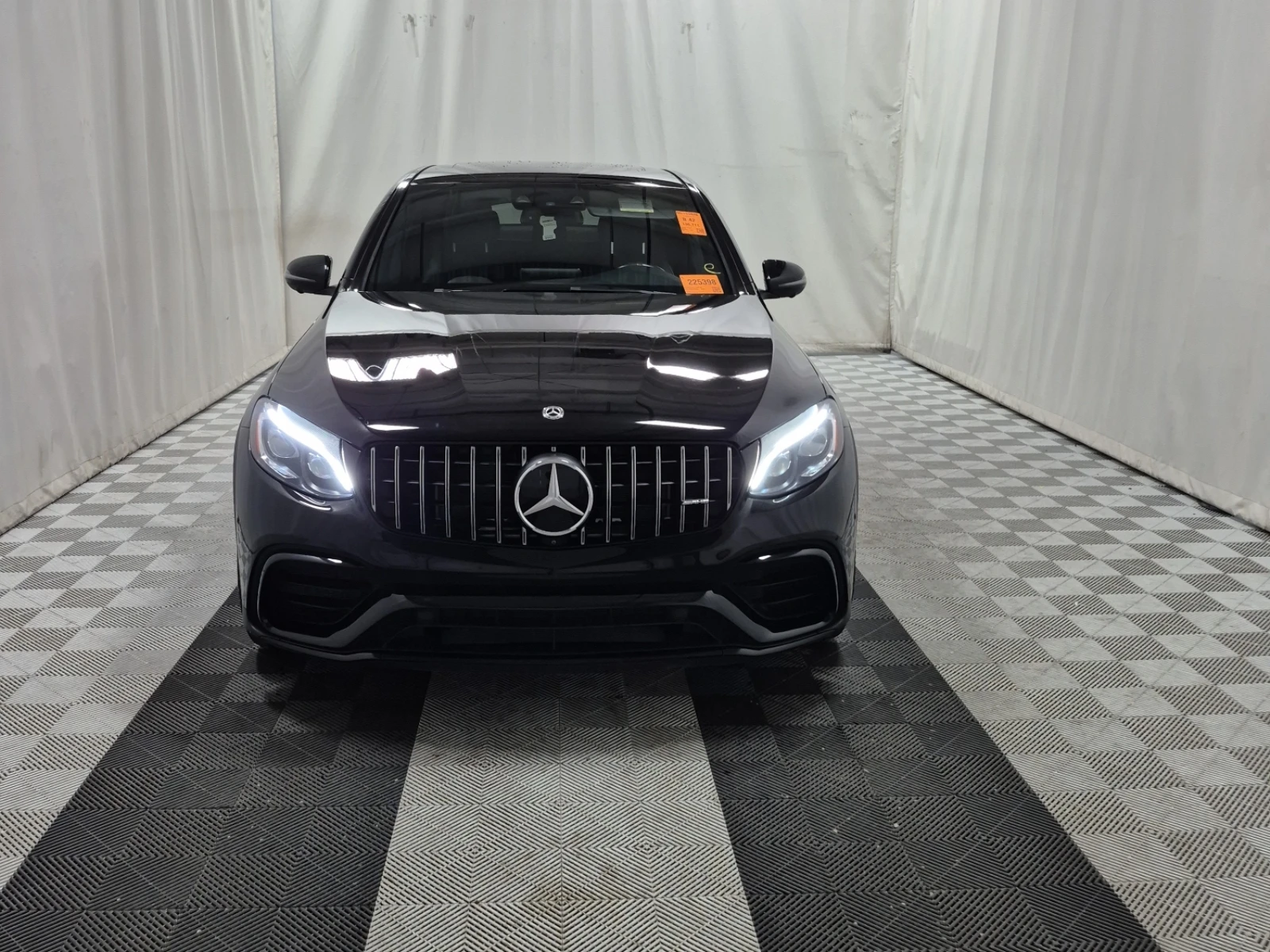 Mercedes-Benz GLC 63 AMG  S, снимка 3 - Автомобили и джипове - 54906278