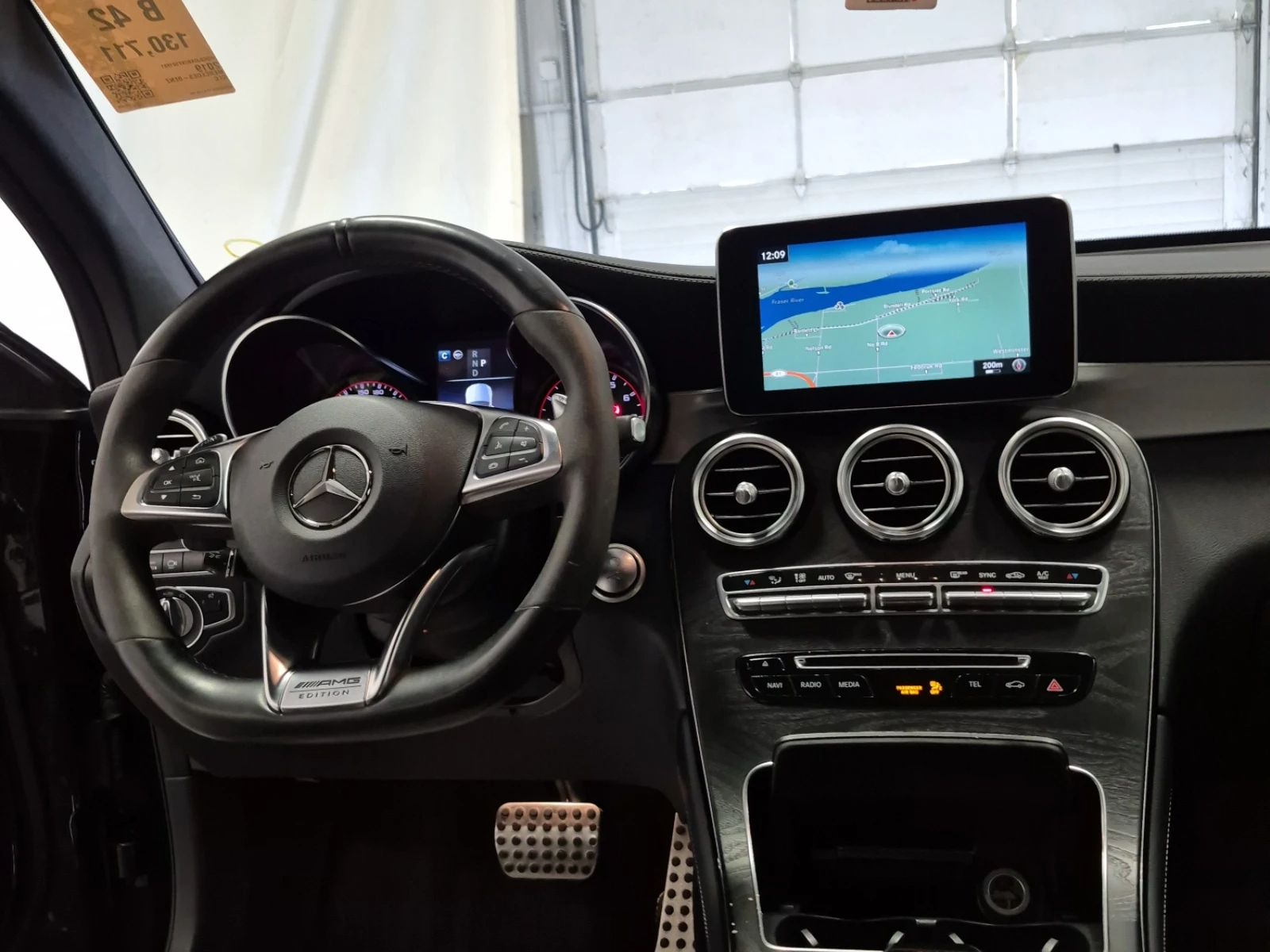 Mercedes-Benz GLC 63 AMG  S, снимка 13 - Автомобили и джипове - 54906278