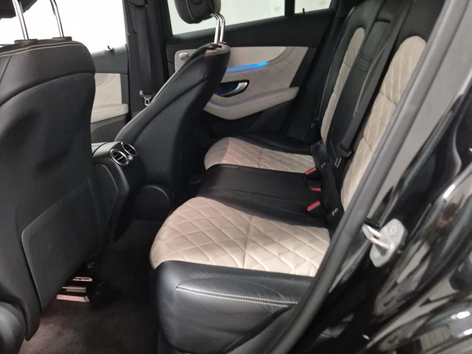 Mercedes-Benz GLC 63 AMG  S, снимка 17 - Автомобили и джипове - 54906278