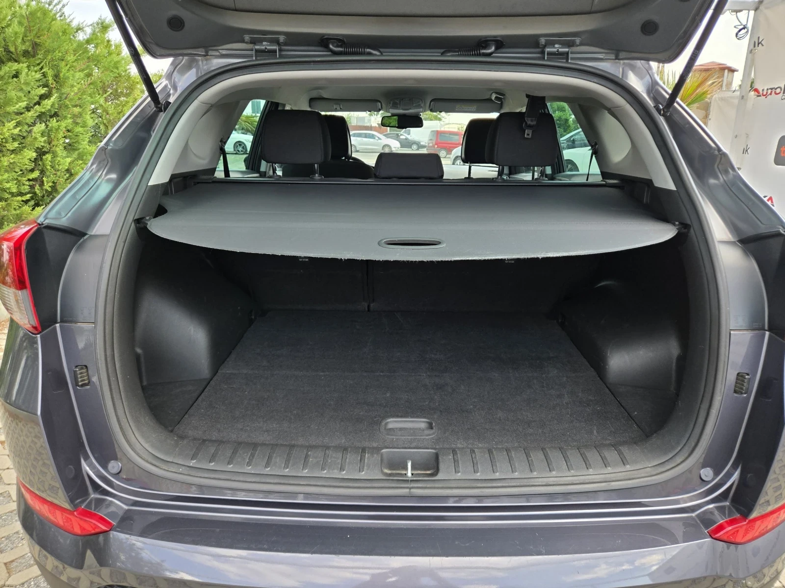 Hyundai Tucson 2.0CRDI-136��= 6��= 4�4= ������= ����= KEYLESS | Mobile.bg � ����������� 9