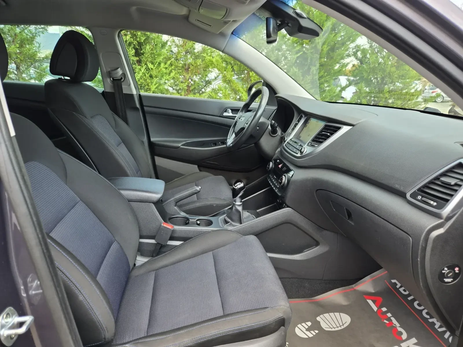 Hyundai Tucson 2.0CRDI-136��= 6��= 4�4= ������= ����= KEYLESS | Mobile.bg � ����������� 14
