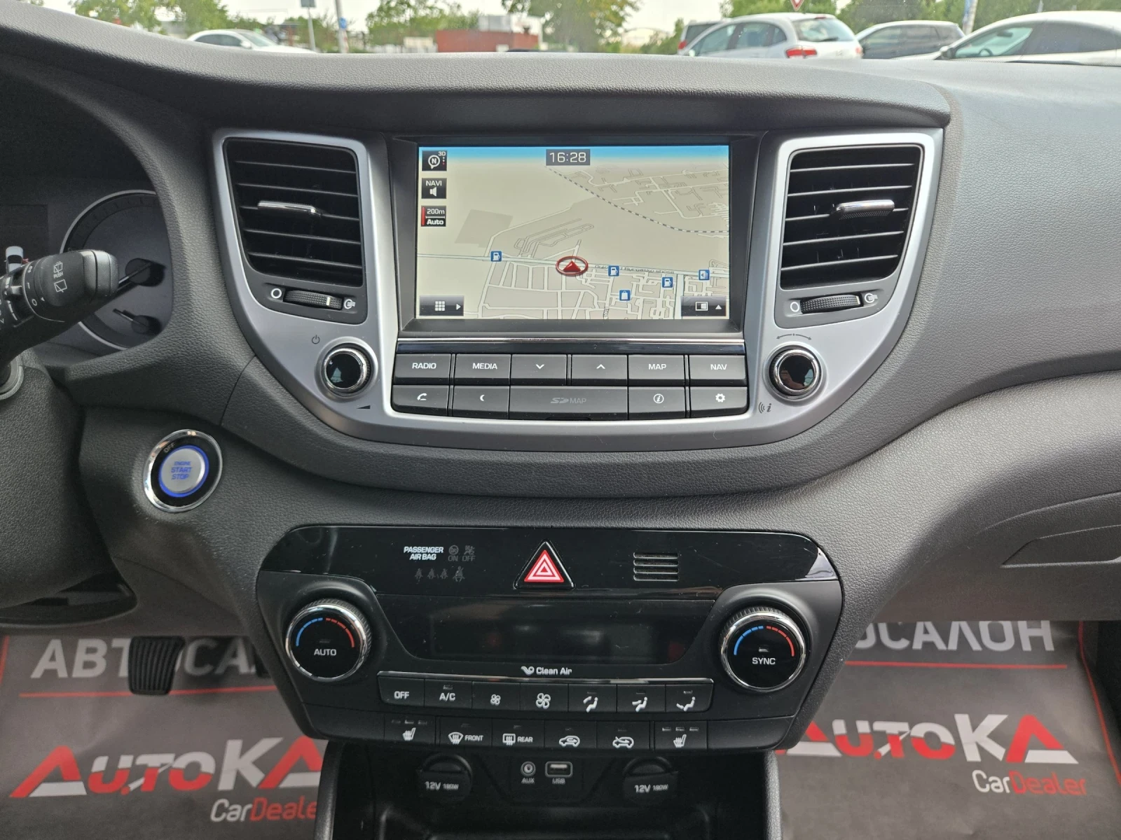 Hyundai Tucson 2.0CRDI-136��= 6��= 4�4= ������= ����= KEYLESS | Mobile.bg � ����������� 15