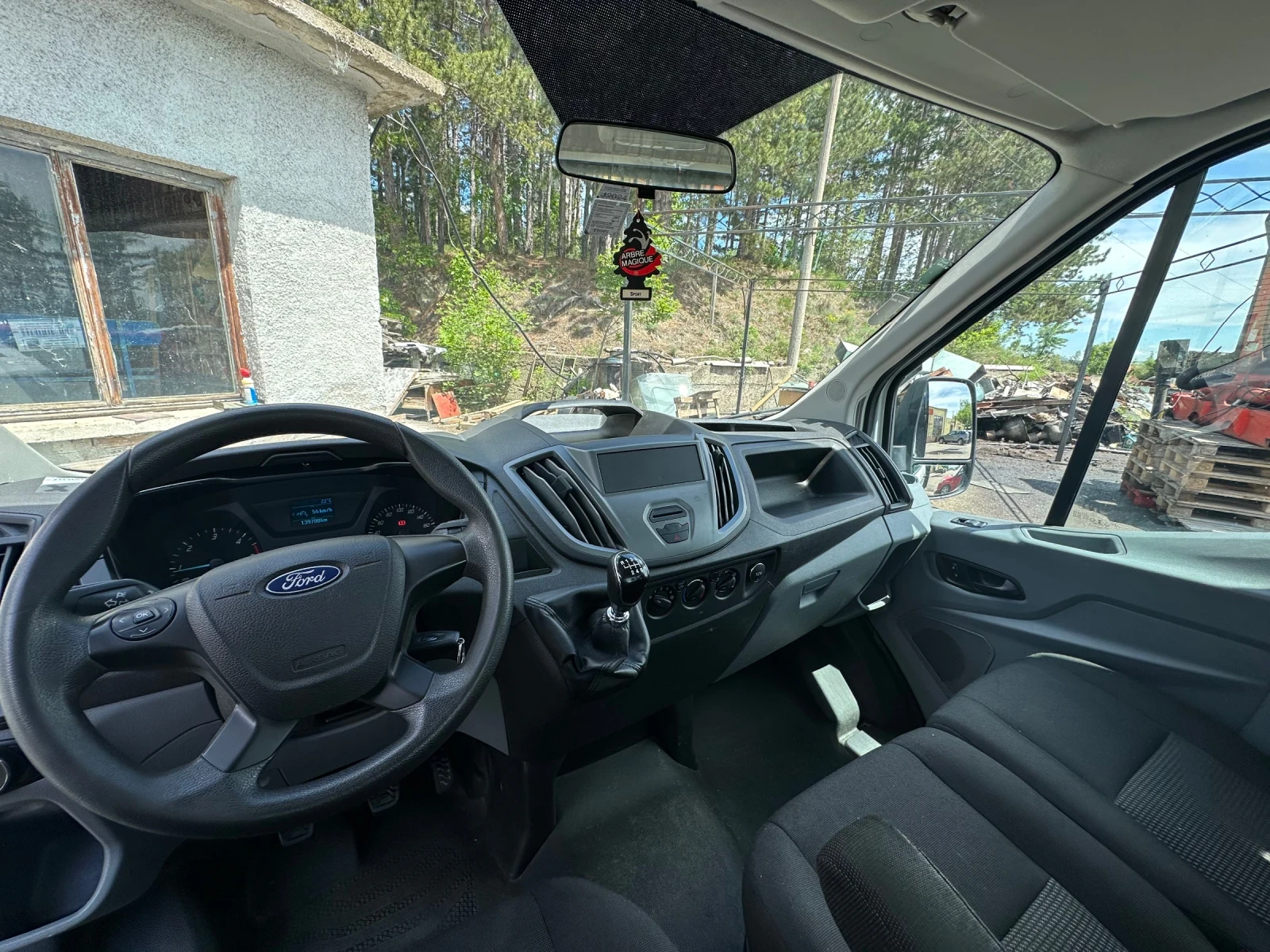 Ford Transit 2.0 TDCI L2H1  - изображение 9