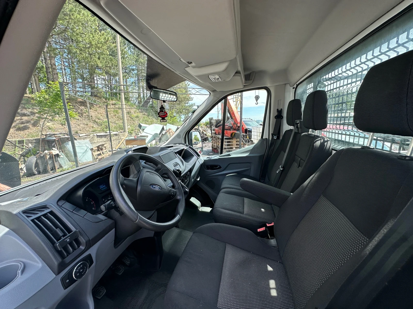 Ford Transit 2.0 TDCI L2H1  - изображение 8