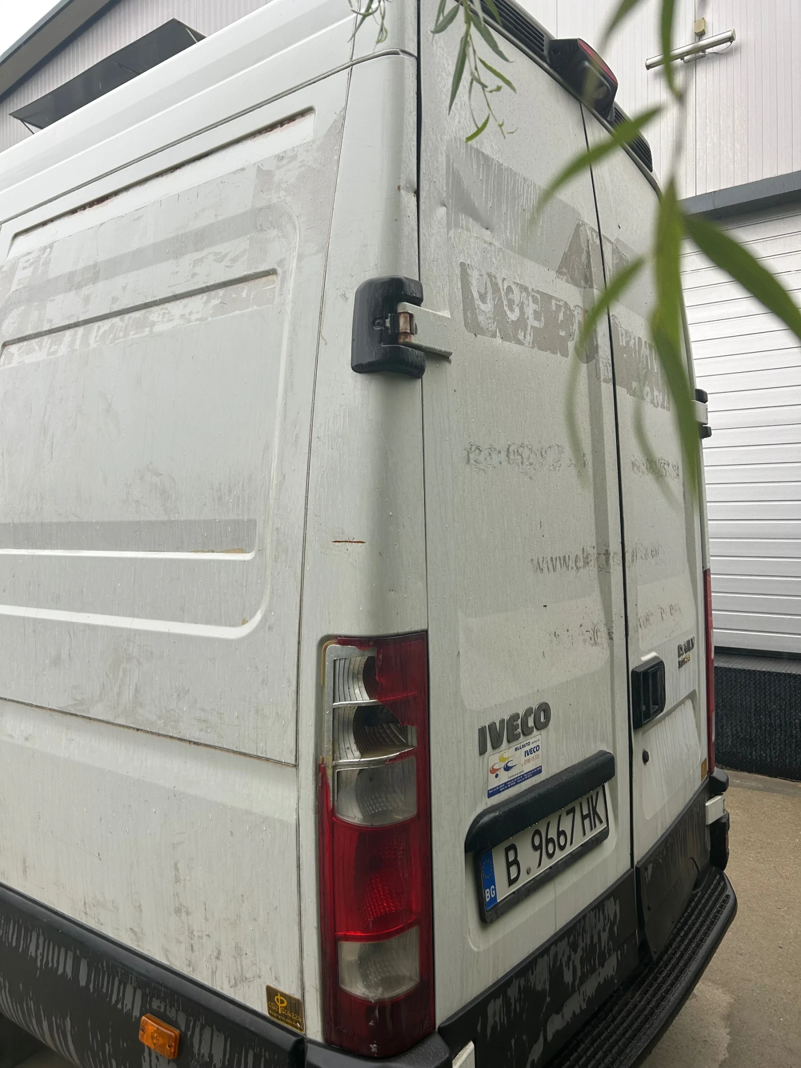 Iveco Daily 35 V15 E4 - изображение 3
