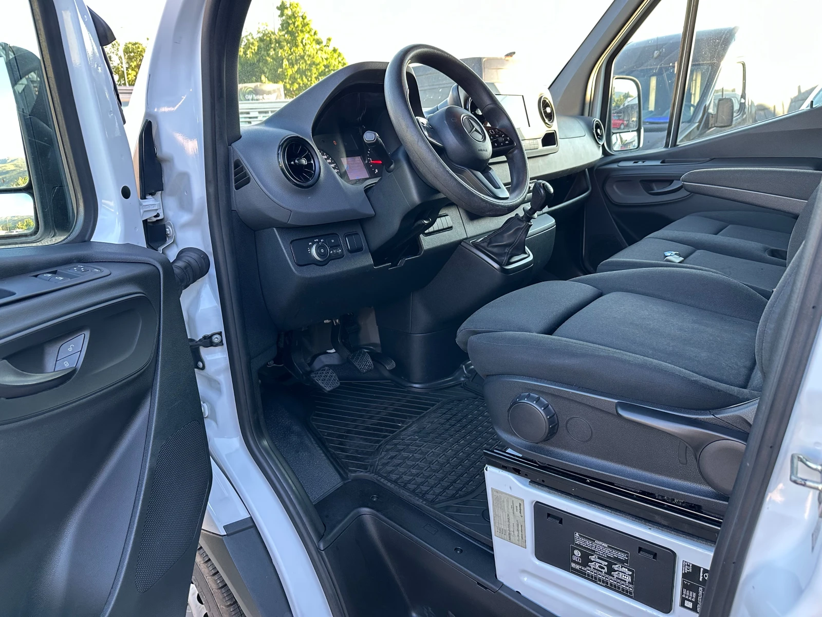 Mercedes-Benz Sprinter 316 klimatronik/navi/full/��������   kamera/220V | Mobile.bg � ����������� 7